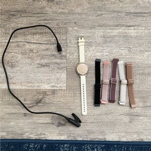 Garmin Lily 2 with additional bands